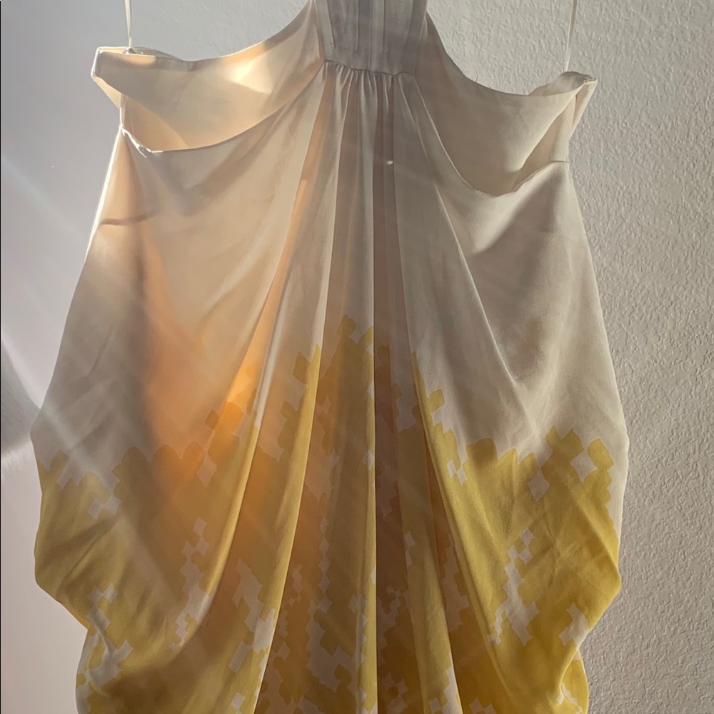 Dress - Picture 2 of 8